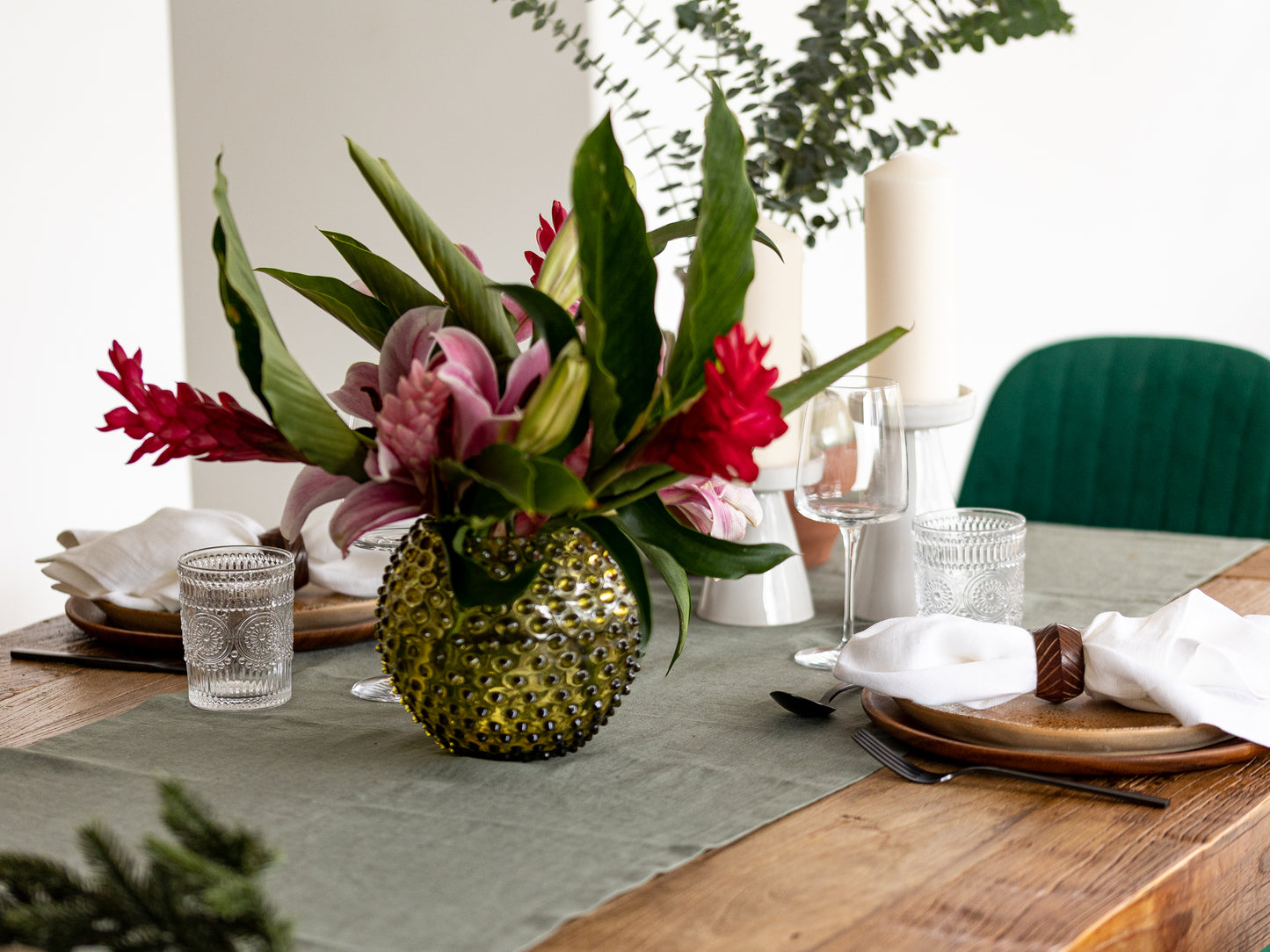 Table runner Olive