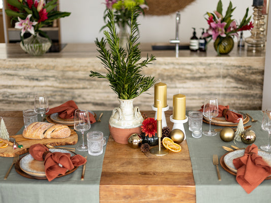 Table runner Olive